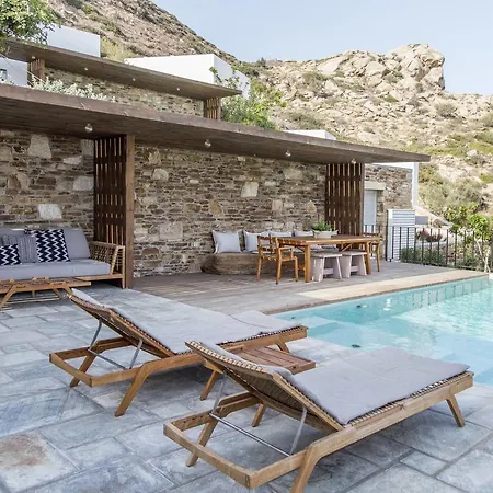 Hide Out Suites Mylopotas Exterior photo